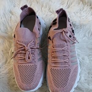Women's Mauve Knit Sneakers
